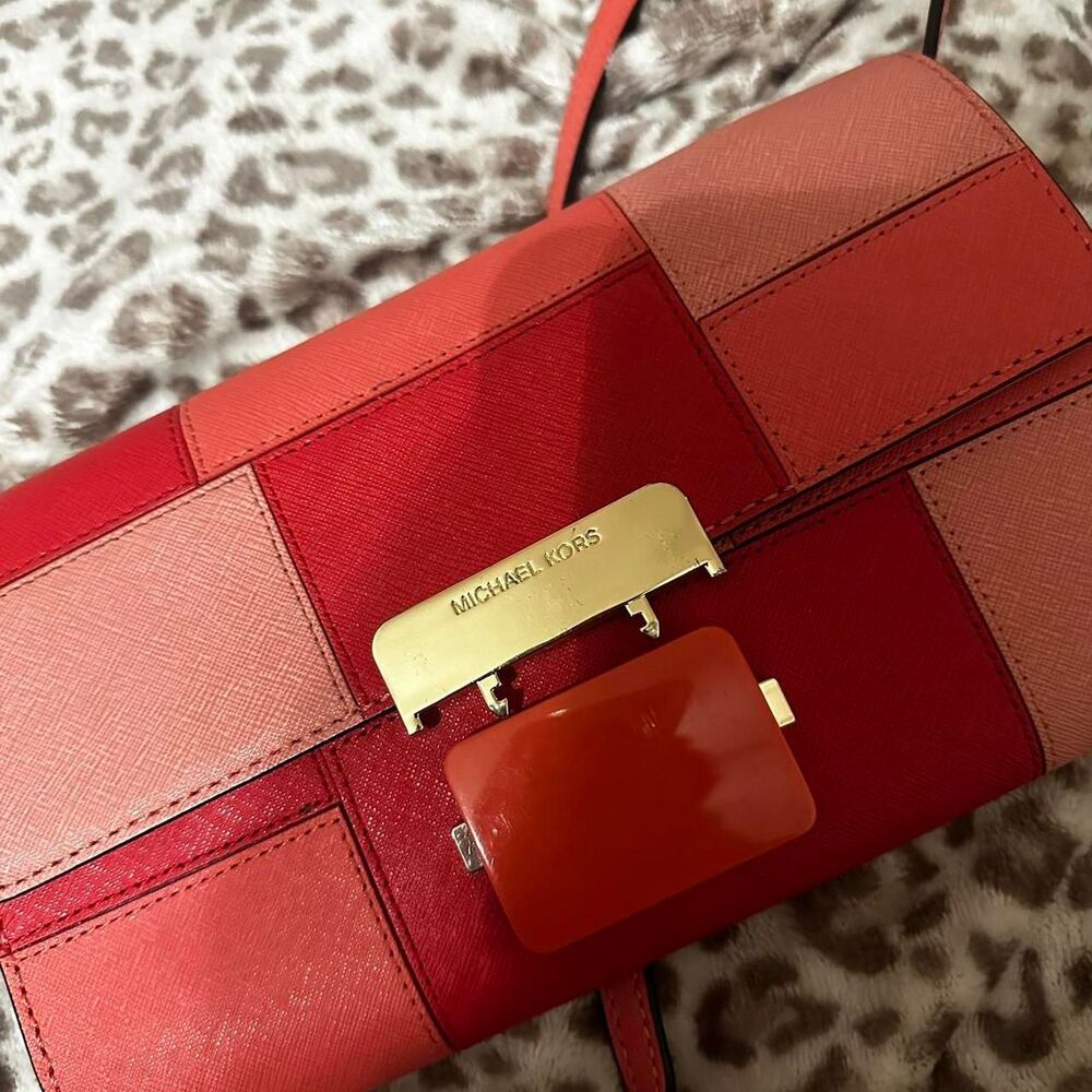 Michael Kors Red Coral Colorblock Crossbody — Saffiano Leather, Gold Clasp